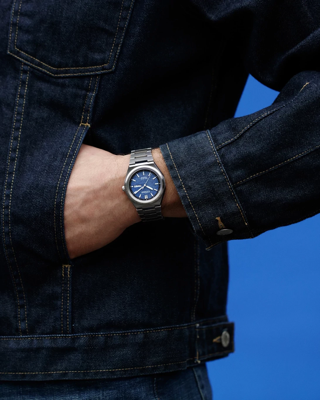 Zenshin Three-Hand Blue Dial Super Titanium Bracelet AW0130-85L